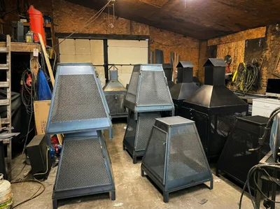 Différents modèles de foyers dans l'atelier